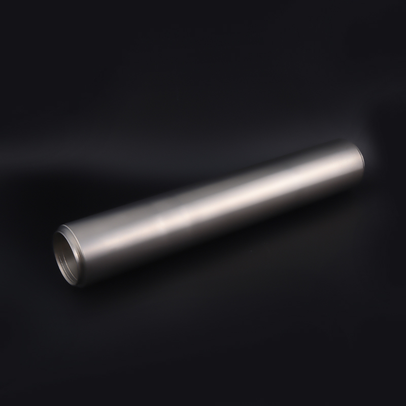 Tubong titanium